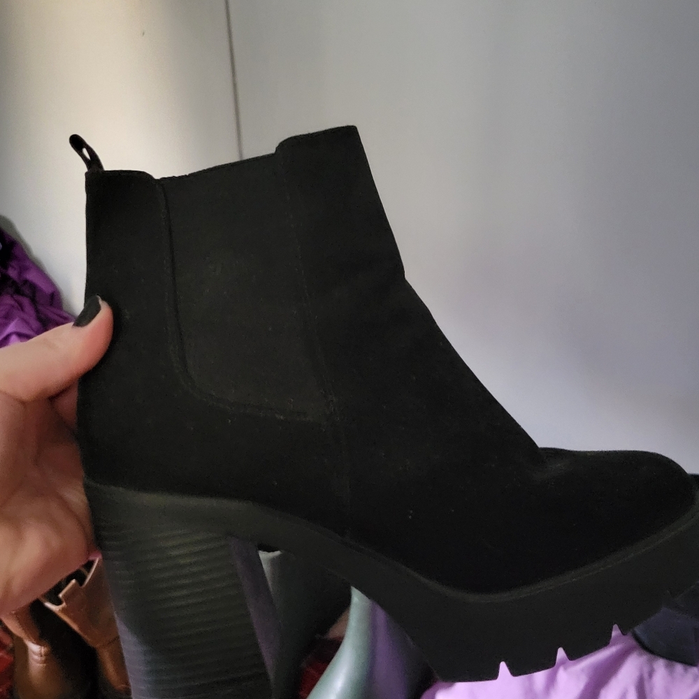 ASOS womens platform suede boots size 10